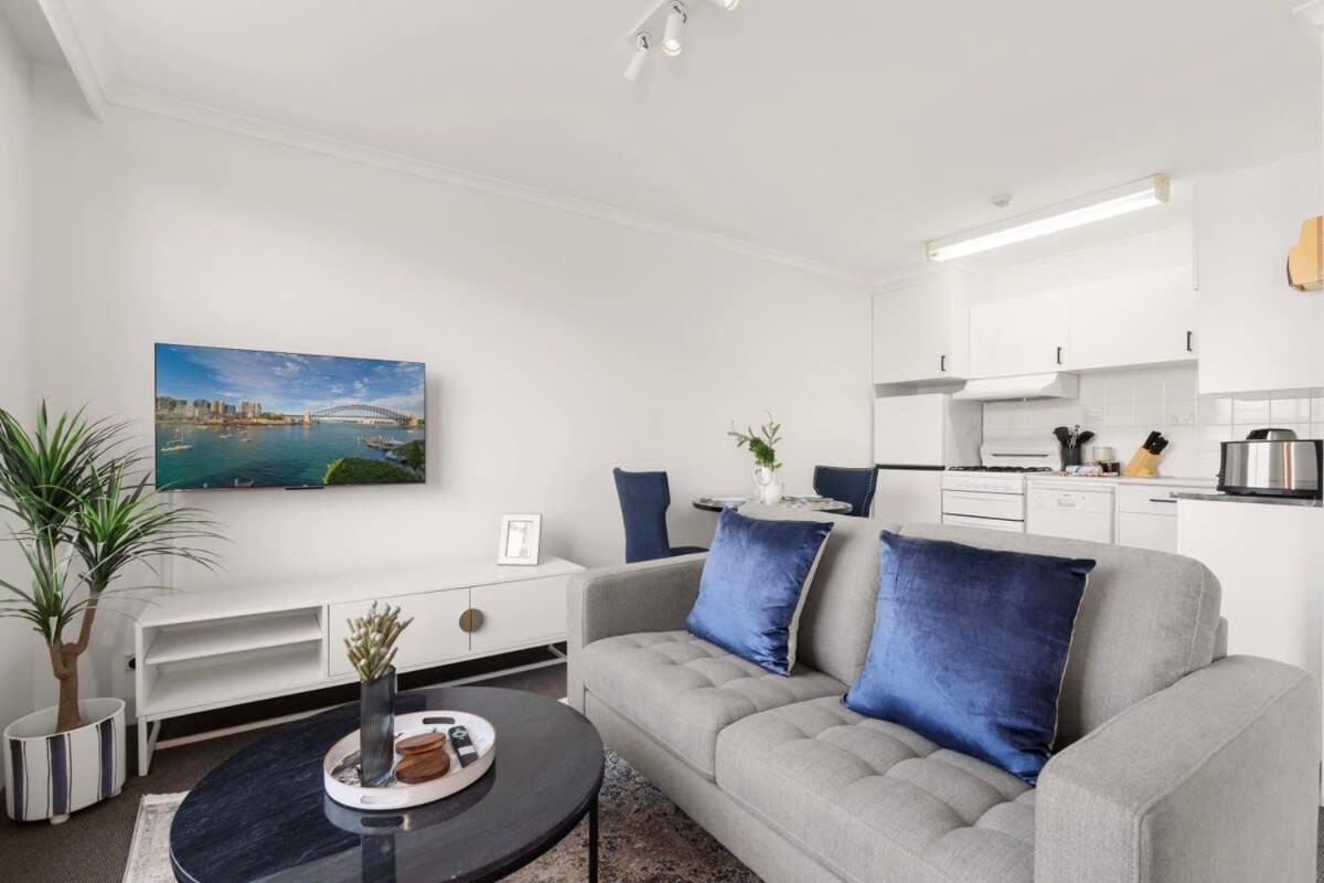 Harbourside #15 Apartment *